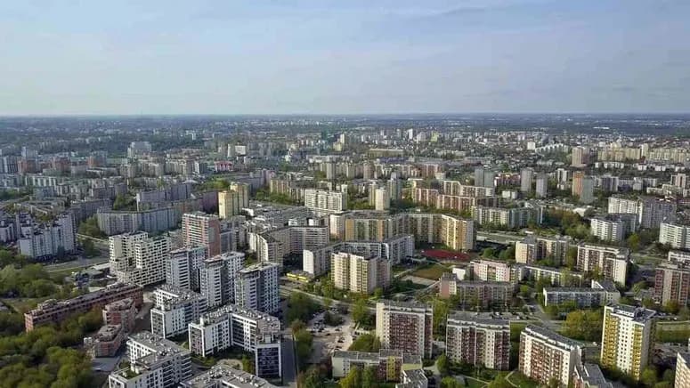 Jak sprawdzić ceny transakcyjne nieruchomości i uniknąć strat finansowych