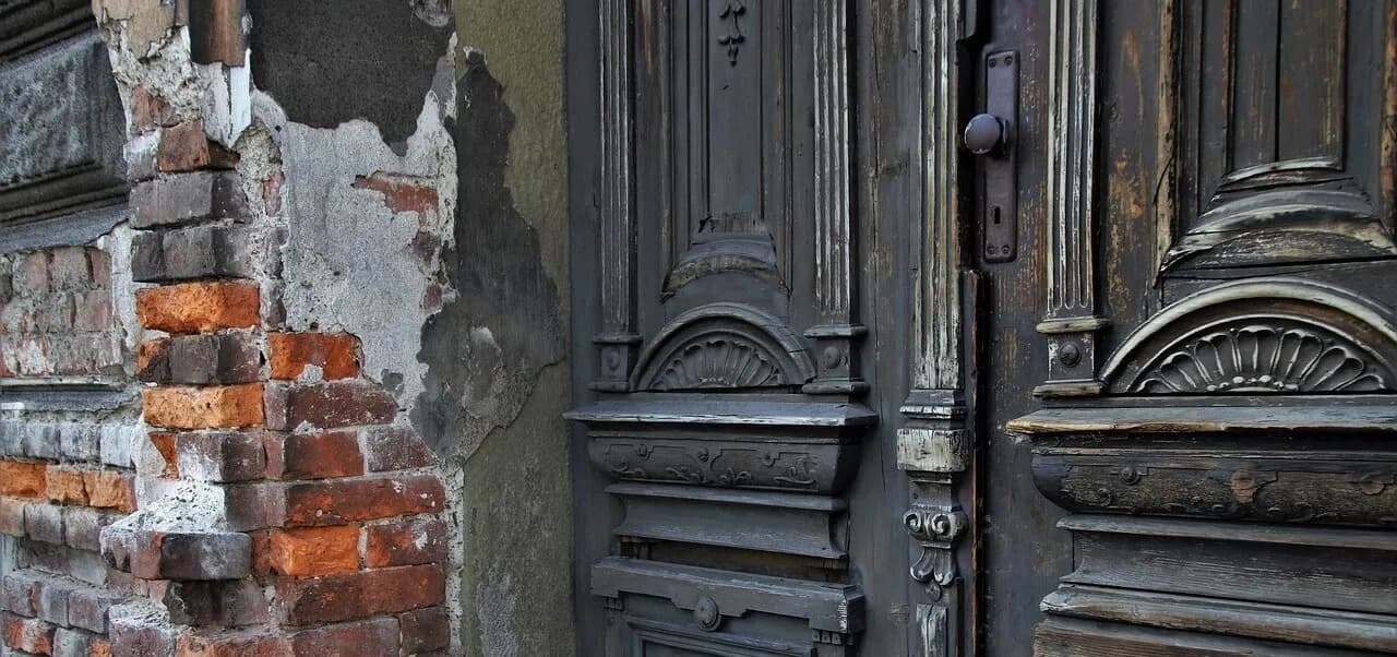 Kiedy budynek jest zabytkiem? Poznaj kryteria i przykłady